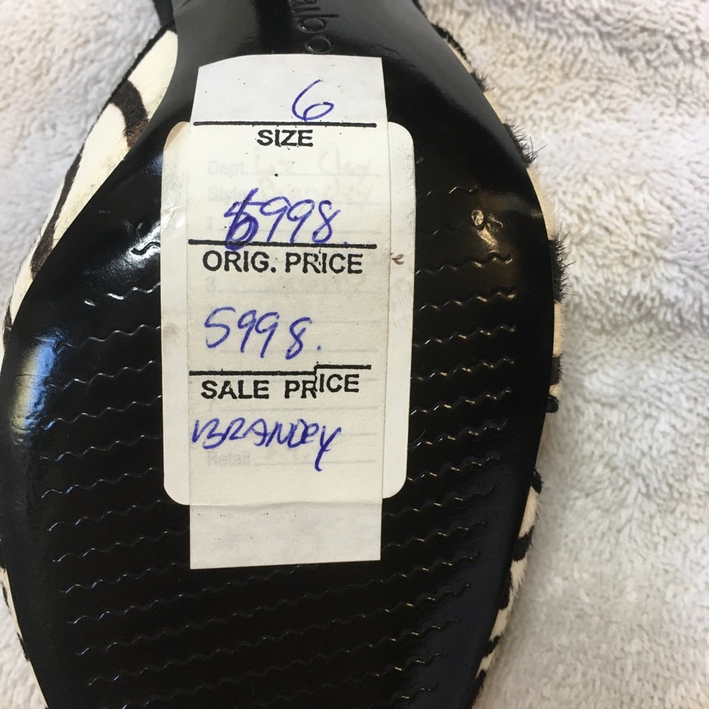 NWT Liz Claiborne Black & White Heels Size 6 - Picture 6 of 6